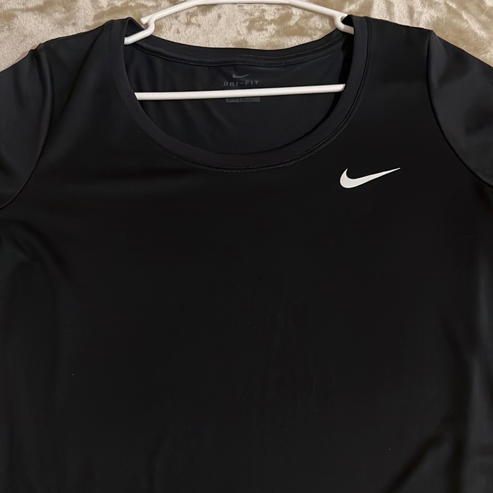 Nike tshirt
